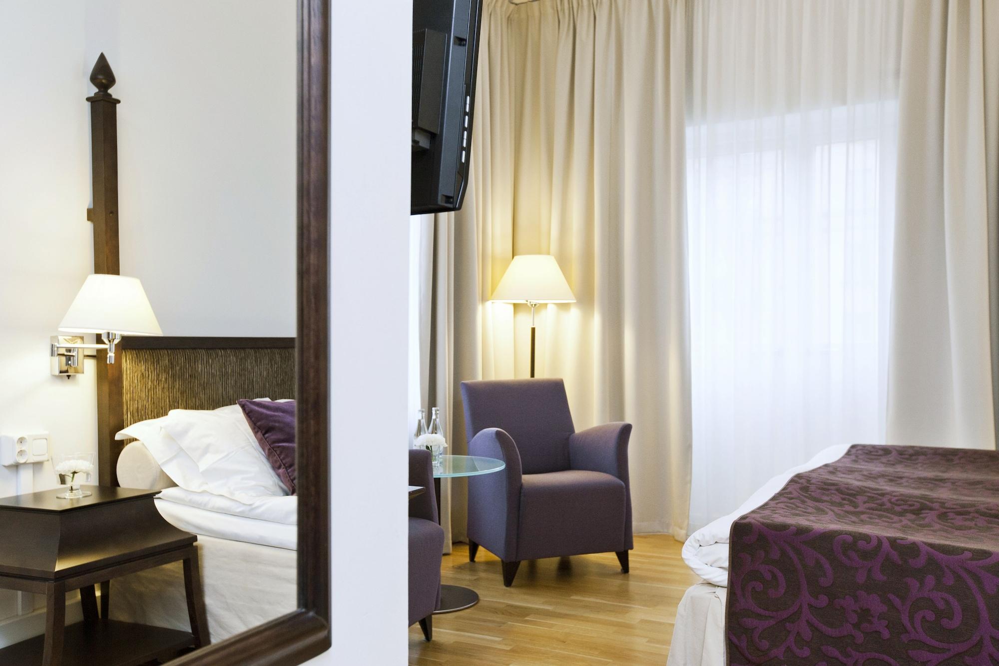 Hotell Elite Arcadia 4*
